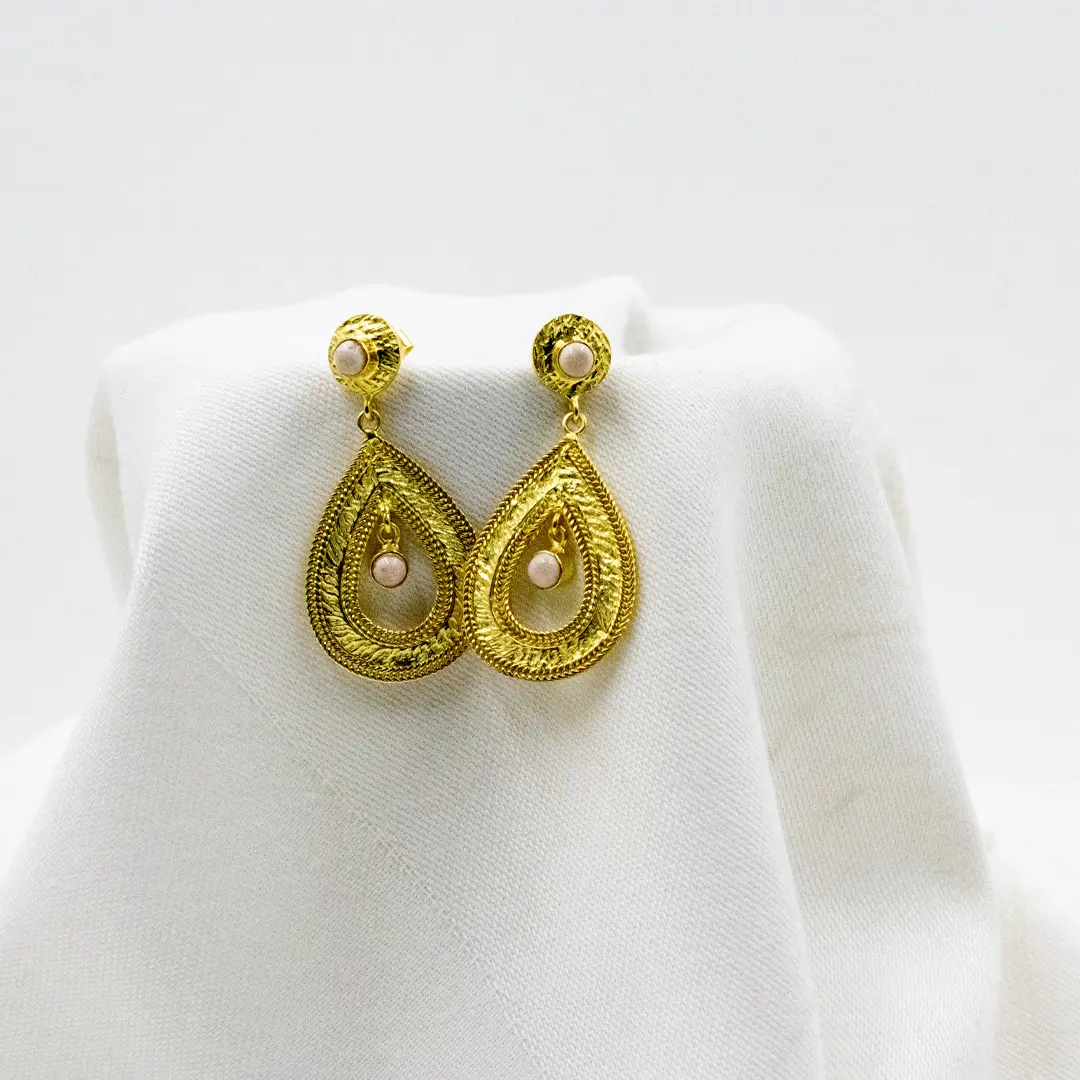 Golden Teardrop Blaze