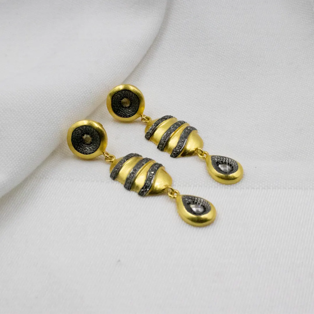 Golden Elegance Cascade