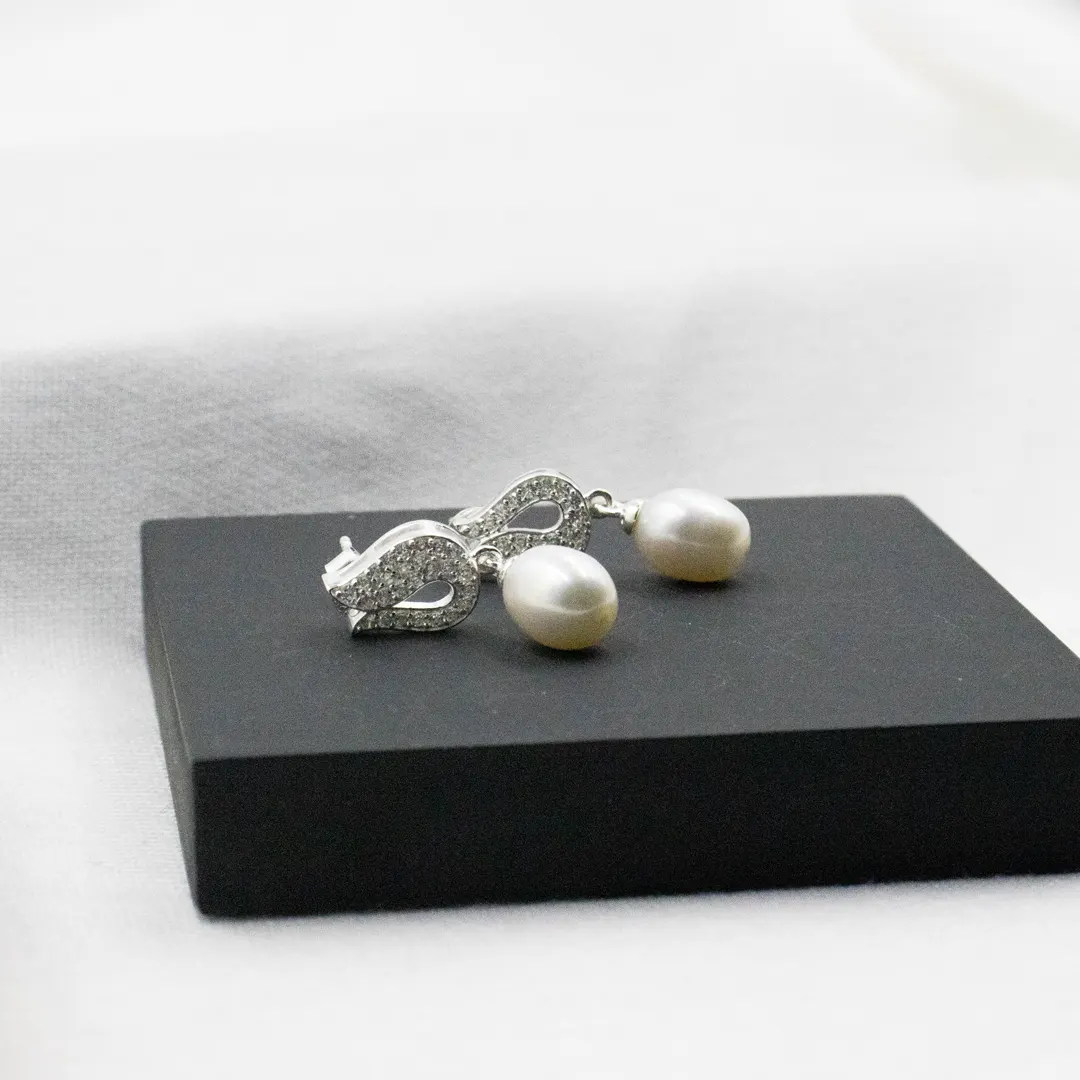 Crystal Dewdrop Earrings