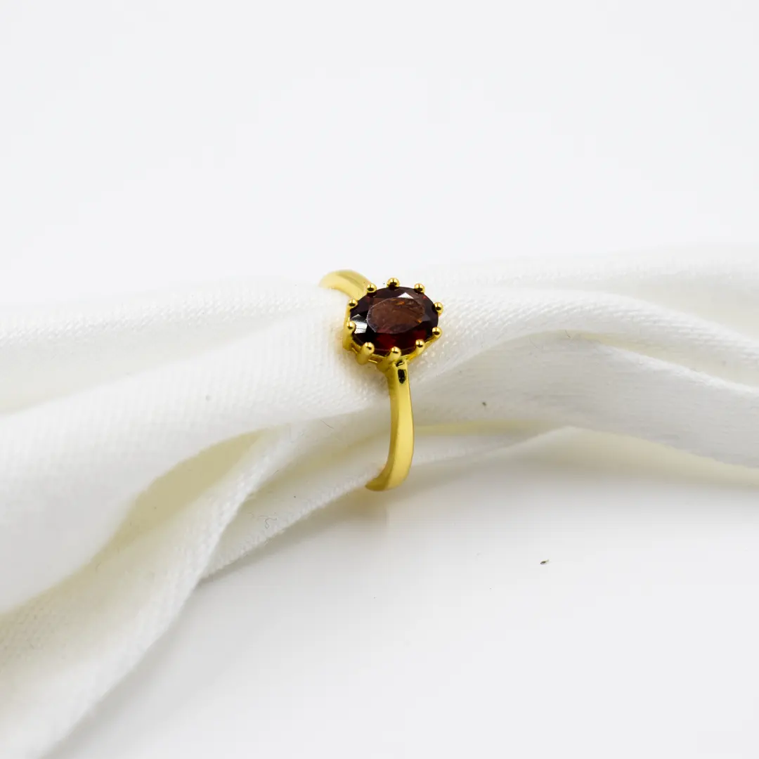 Scarlet Radiance Ring