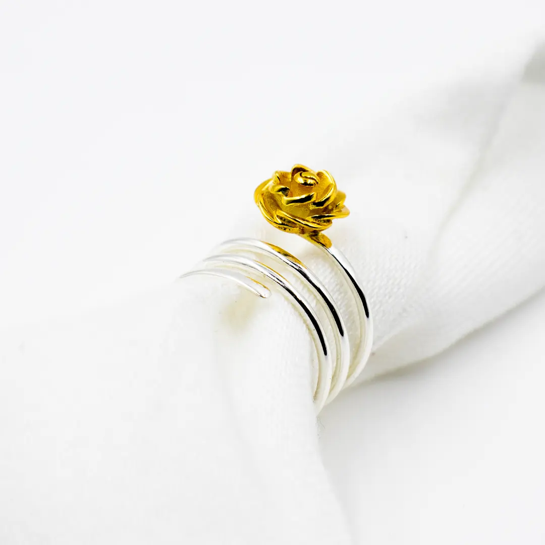 Amber Bloom Coil Ring
