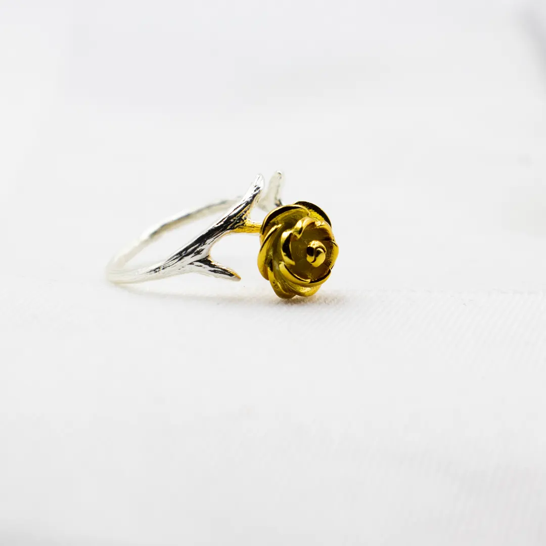 Golden Rosebud Ring