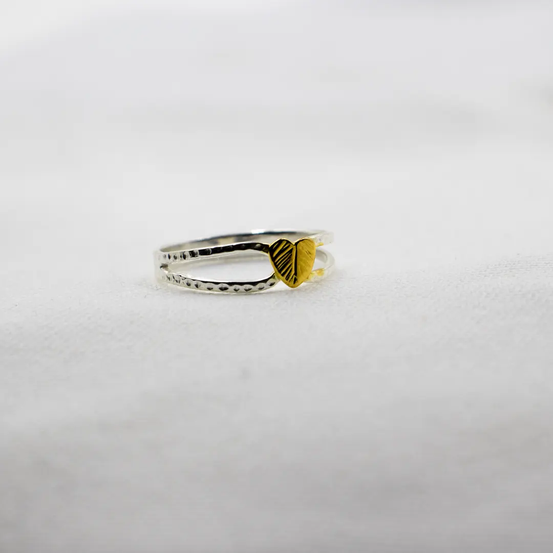 Golden Leaf Heart Ring