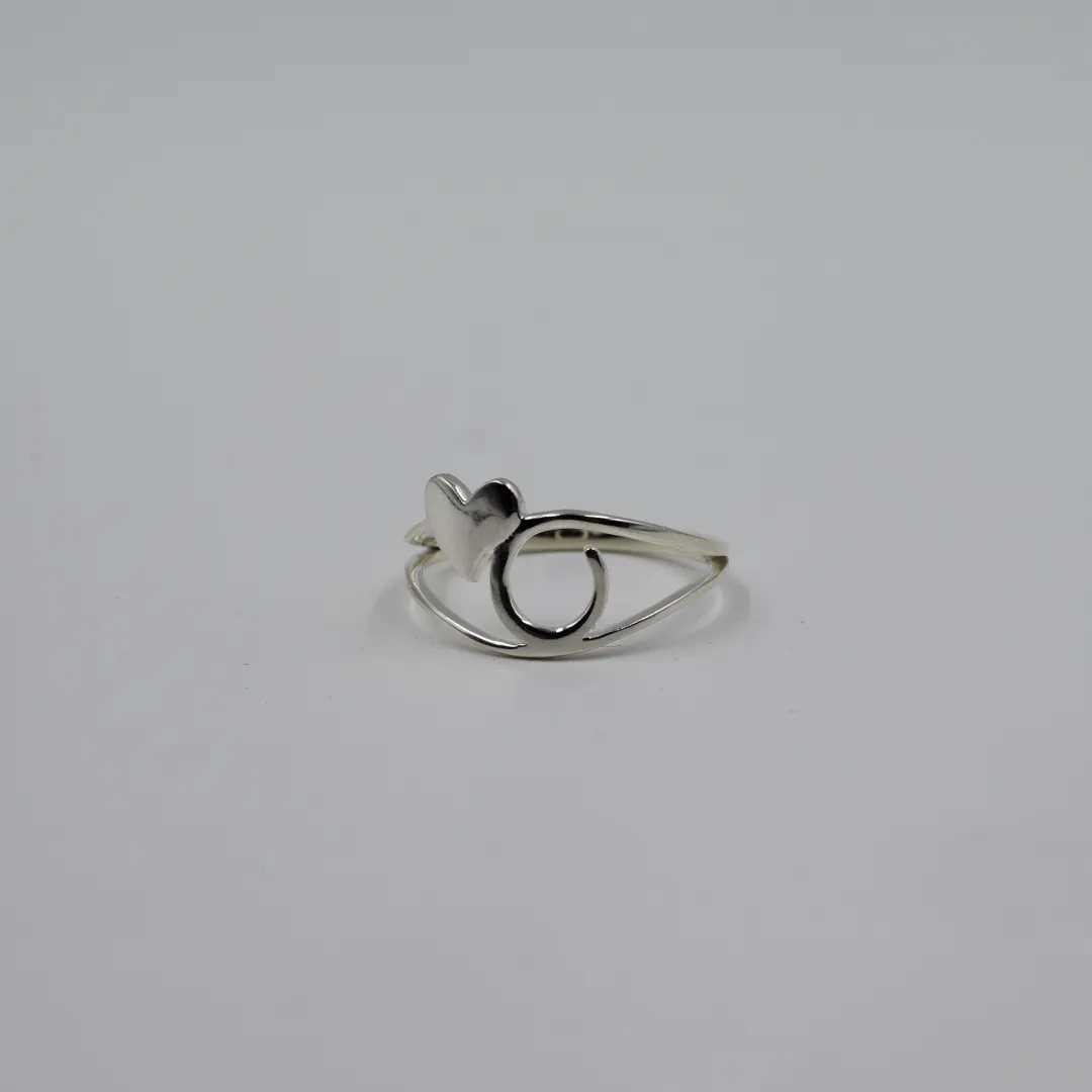 Bow Charm Ring