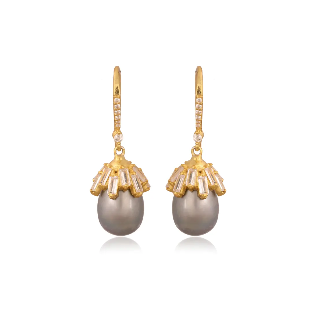 Zircon White & Grey Pearl Earring